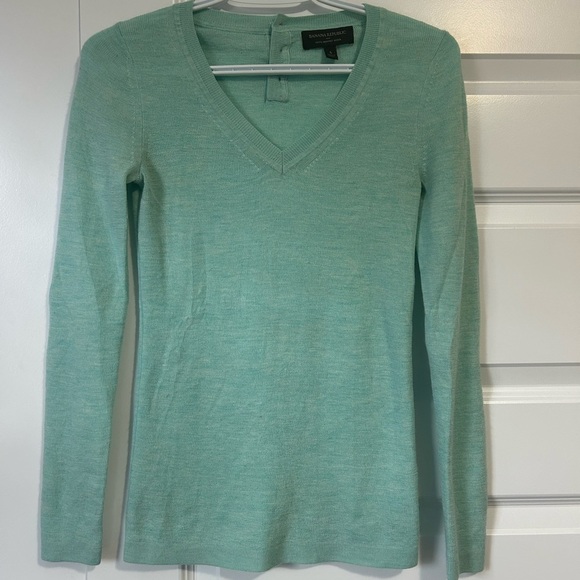Banana Republic Teal 100% Merino Wool V-Neck Sweater - Picture 3 of 8
